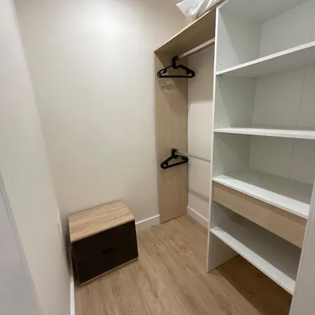 144a - Apartamento Moderno Lejlighed *