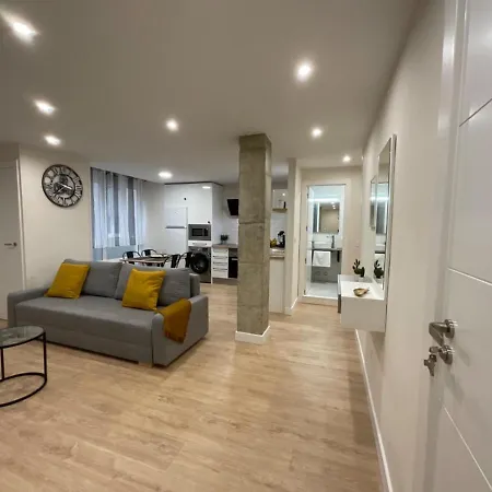 144a - Apartamento Moderno Lejlighed